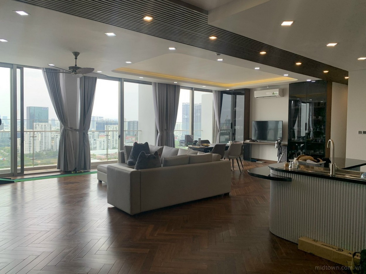 Bán Penthouse Midtown